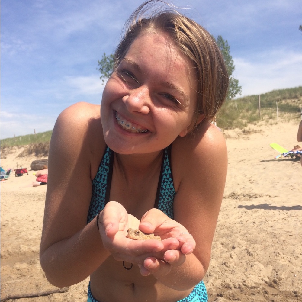 Meet your Posher, Talia